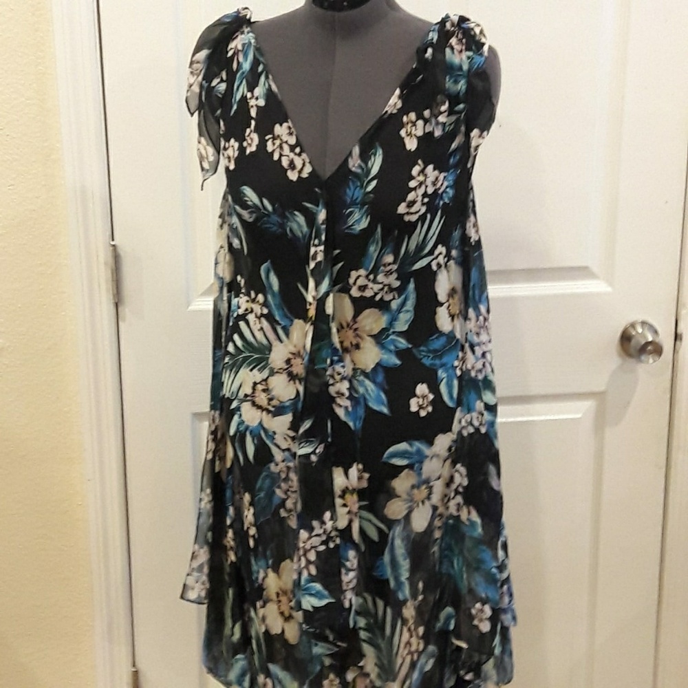 Diane von Furstenburg Sheer Loose Dress Floral